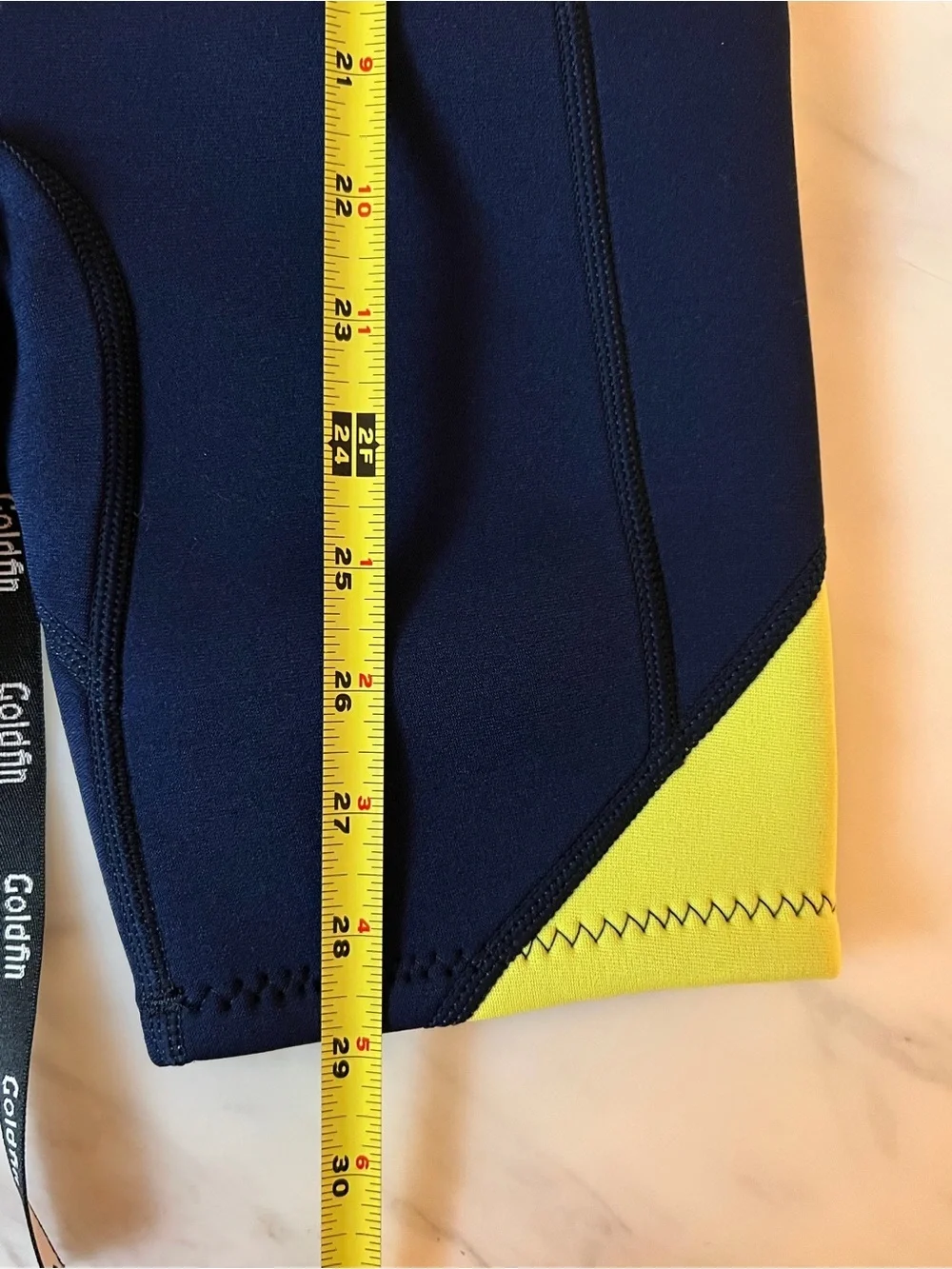 Goldfin Youth Size 10 Shorty Wetsuit 90% Neoprene Surf Swim Dive Snorkel Navy